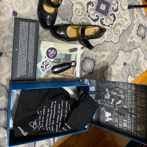 Fluevog Miss July size 9 with everything in box